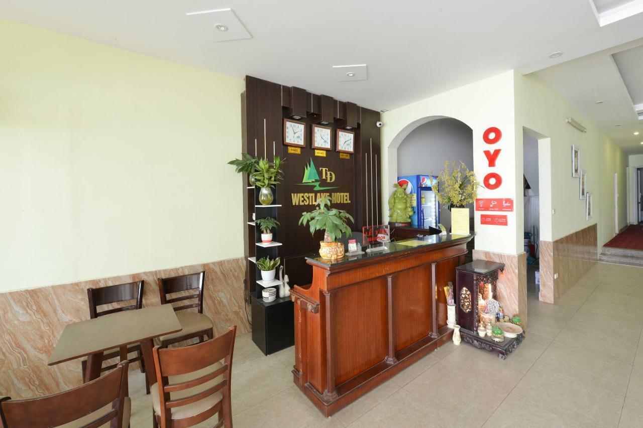 Oyo 279 West Lake Hotel Hanoi Esterno foto