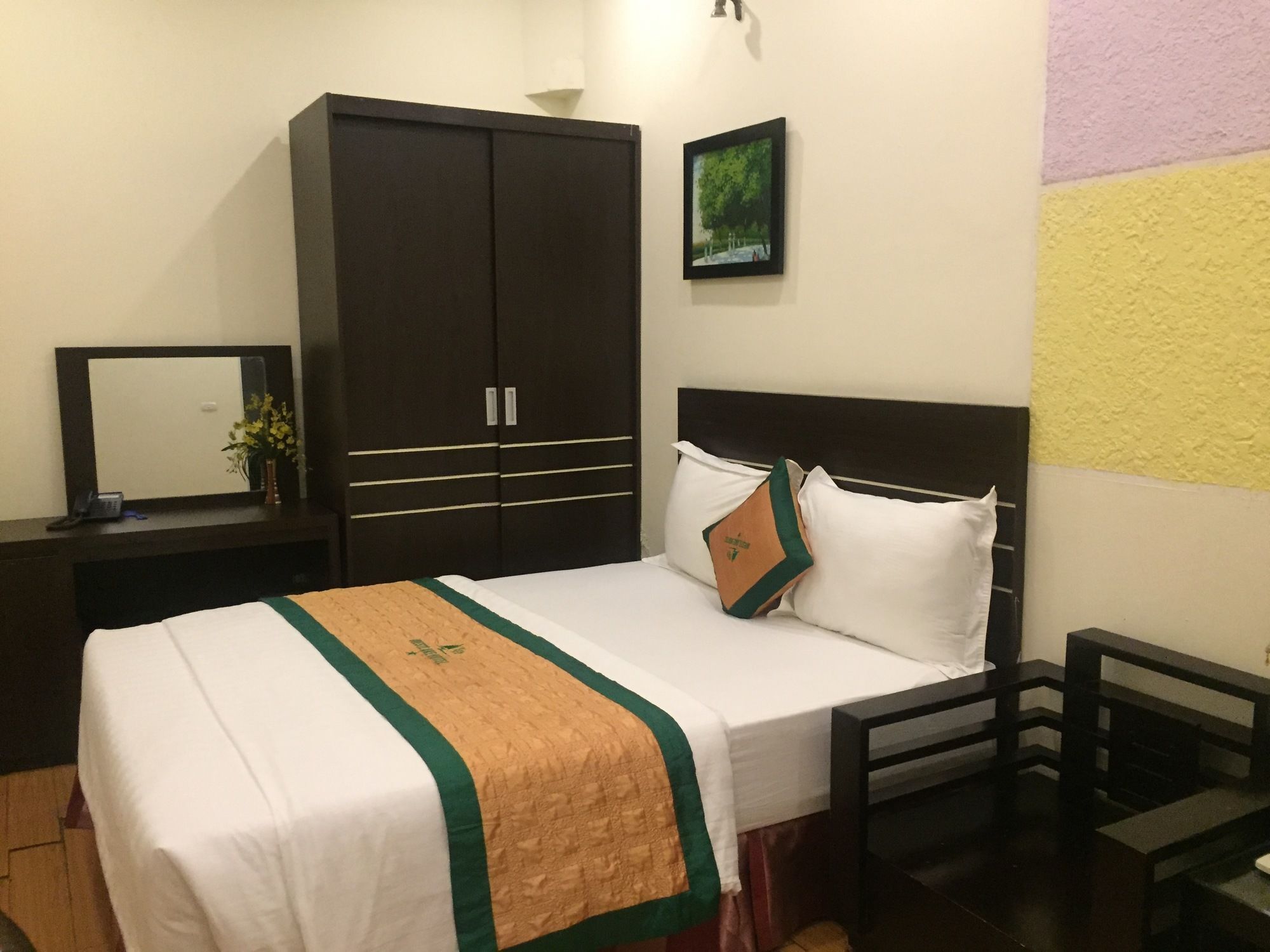 Oyo 279 West Lake Hotel Hanoi Esterno foto